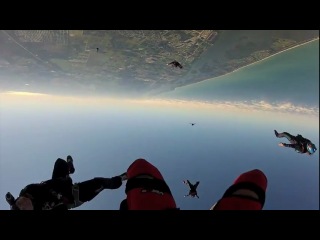the beauty of free flight. skydiving